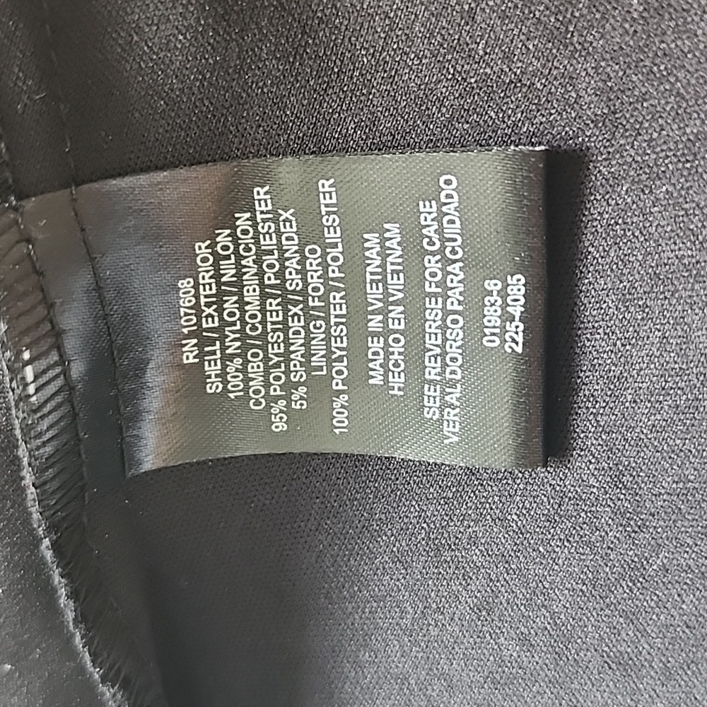 R & K PETITE woman's  dress. - Picture 10 of 11